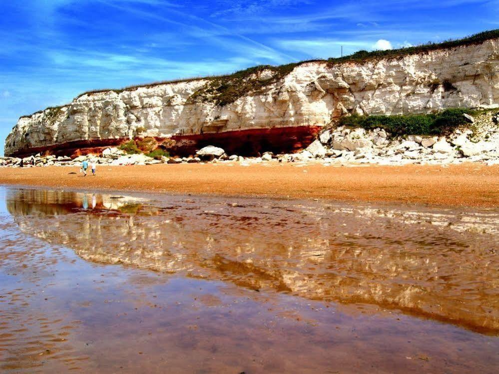 הנסטנטון Sunset Guest House מראה חיצוני תמונה The White Cliffs of Dover